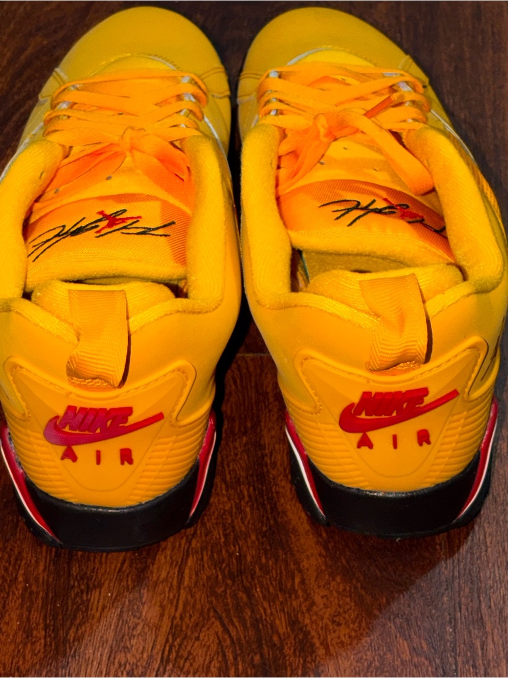Jordan size 11 - Picture 8 of 13